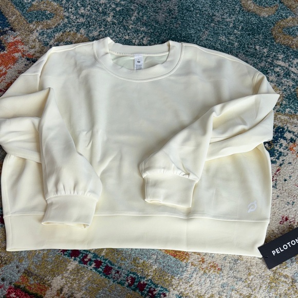 Lululemon X Peloton Perfectly Oversized Crop Crewneck Sweatshirt - Picture 1 of 5